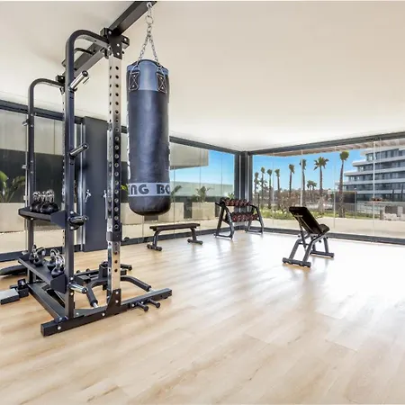 Vivi Homes - Bambu Pool, Gym, Sauna & Daire Torremolinos