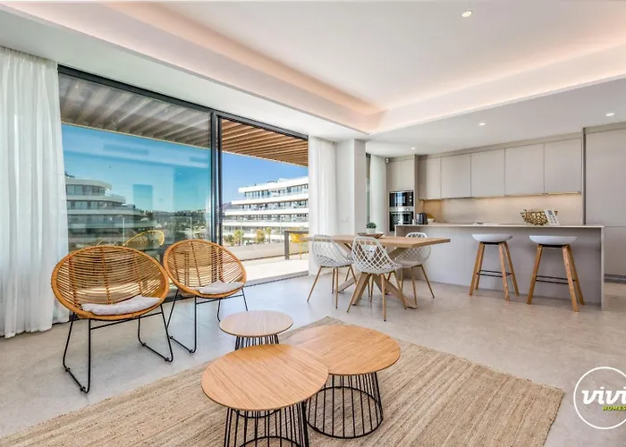 Vivi Homes - Bambu Pool, Gym, Sauna & *