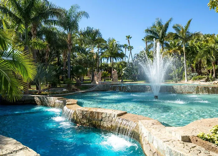 Vivi Homes - Bambu Pool, Gym, Sauna & Appartement *