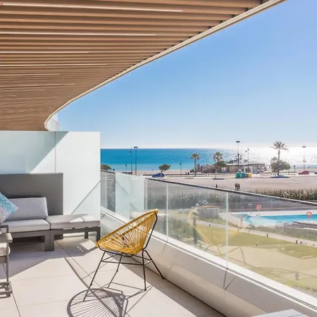 Vivi Homes - Bambu Pool, Gym, Sauna & Appartement Torremolinos